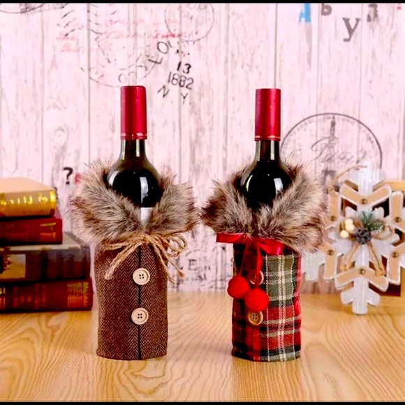 Holiday Wine Bottle Cover - Picture 1 of 2